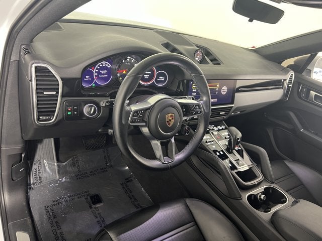2023 Porsche Cayenne Base