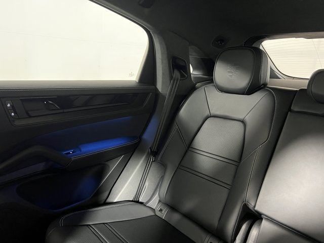 2026 Porsche Cayenne GTS Coupe AWD