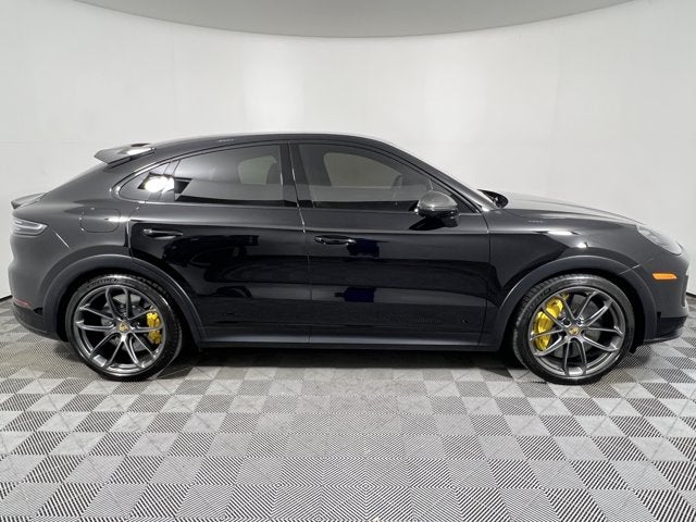 2023 Porsche Cayenne Turbo GT