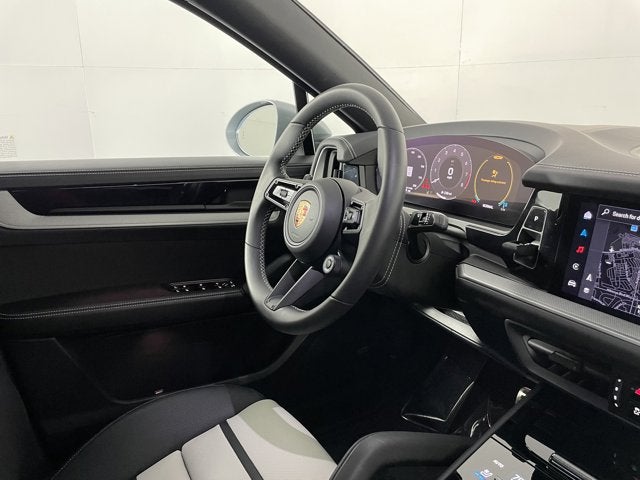 2025 Porsche Cayenne S