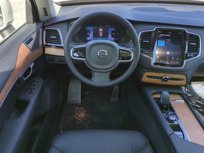 2025 Volvo XC90 Plus