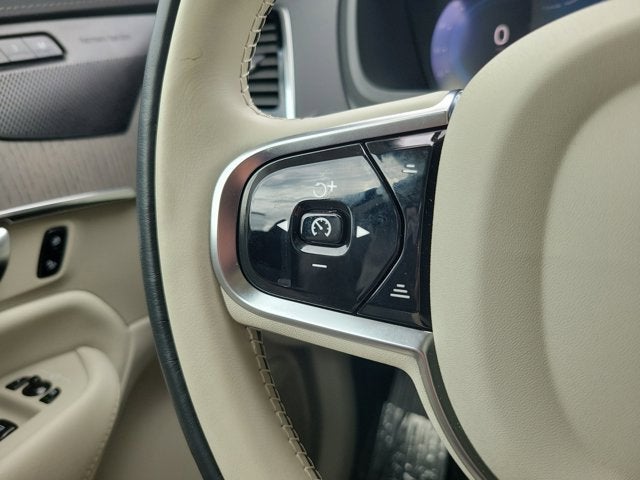 2025 Volvo XC90 B6 Ultra