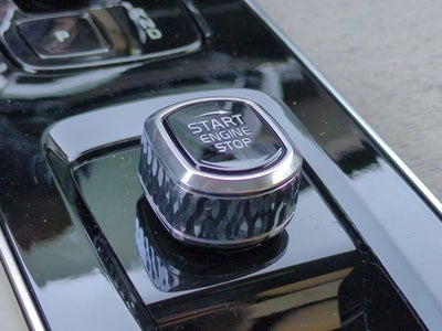 2026 Volvo XC90 Core