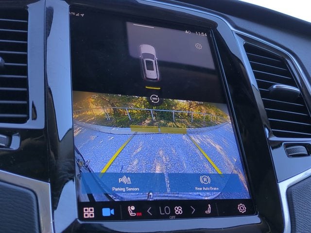 2023 Volvo XC90 Plus