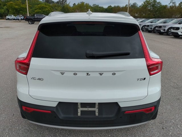 2019 Volvo XC40 Momentum