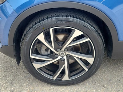 2021 Volvo XC40 R-Design
