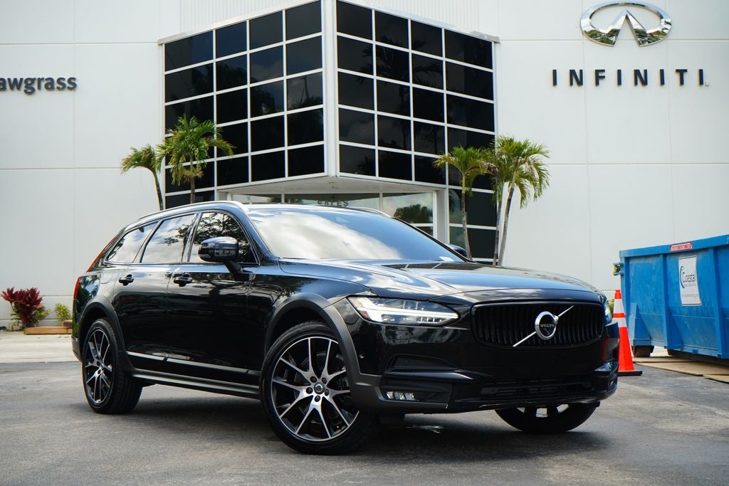 2019 Volvo V90 Cross Country T6 AWD