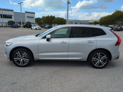 2020 Volvo XC60 Momentum