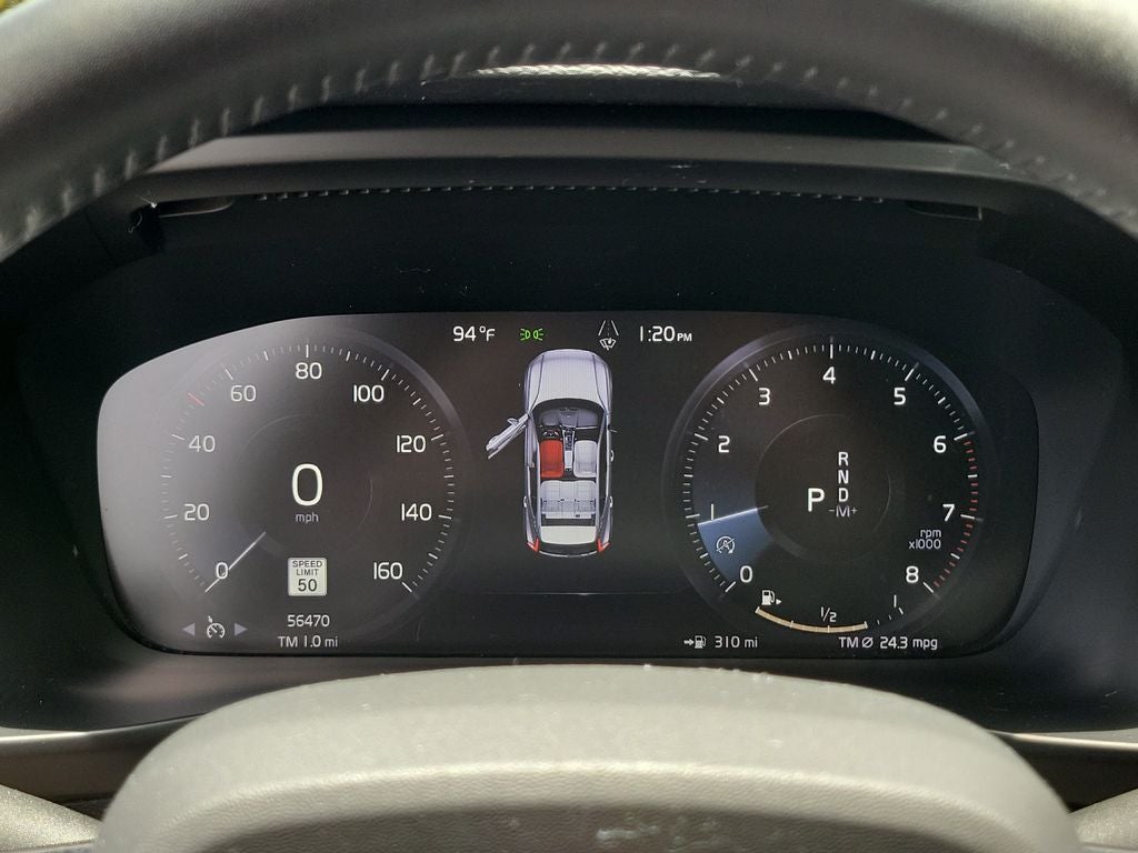 2020 Volvo XC40 Momentum