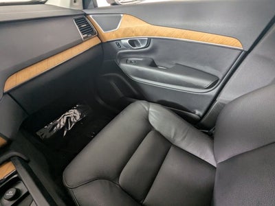 2024 Volvo XC90 Recharge Plug-In Hybrid T8 eAWD PHEV Plus Bright Theme 7P