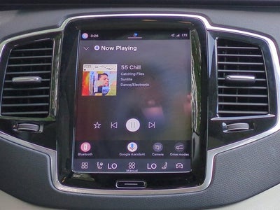 2024 Volvo XC90 Recharge Plug-In Hybrid Plus Bright Theme