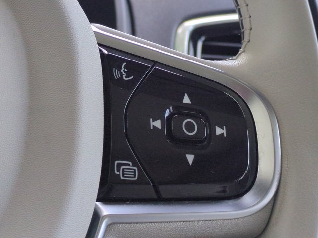 2024 Volvo XC90 Recharge Plug-In Hybrid Plus Bright Theme