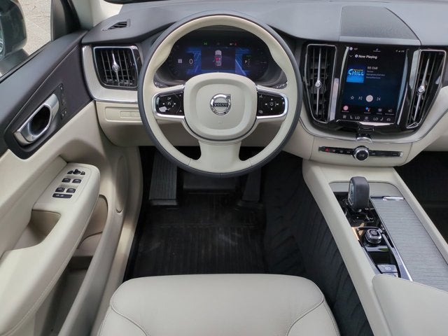 2024 Volvo XC60 Recharge Plug-In Hybrid Plus Dark Theme