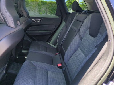 2023 Volvo XC60 Recharge Plug-In Hybrid Core Bright Theme