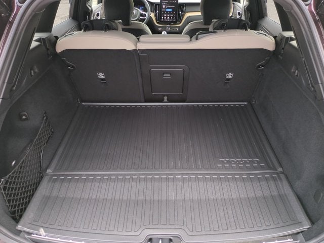 2026 Volvo XC60 Plug-In Hybrid Plus