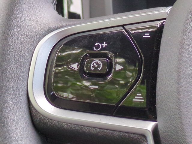 2026 Volvo XC60 Plug-In Hybrid Plus