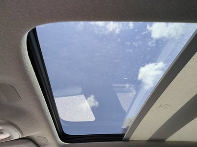 2023 Volvo XC40 Plus Dark Theme