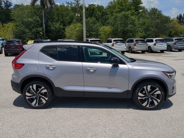 2026 Volvo XC40 Plus