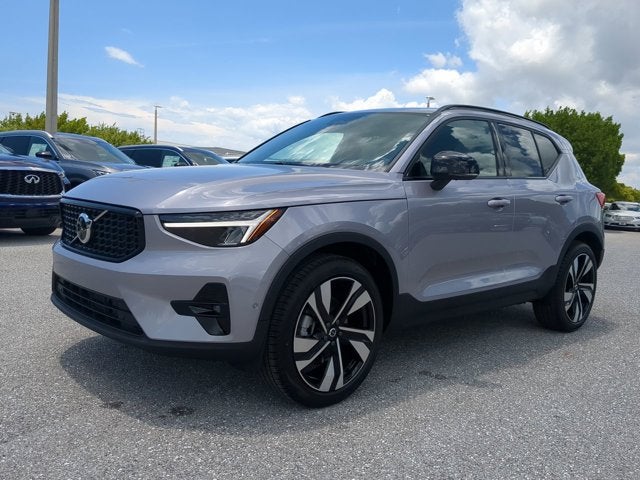 2026 Volvo XC40 Plus