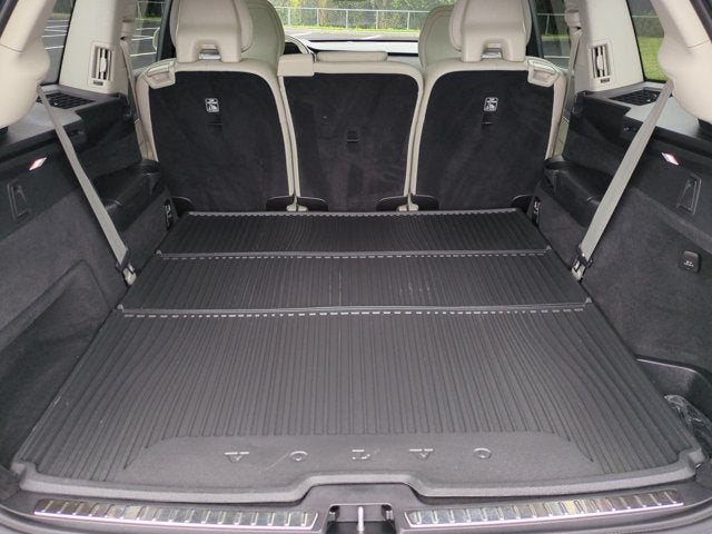 2024 Volvo XC90 Core Bright Theme