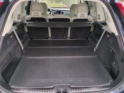 2023 Volvo XC90 Plus