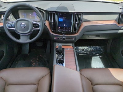 2023 Volvo XC60 Plus Bright Theme