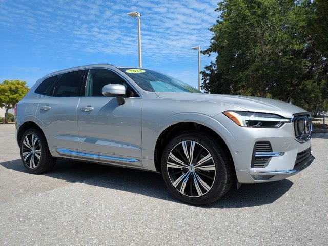 2023 Volvo XC60 Plus Bright Theme