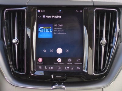 2024 Volvo XC60 Core Dark Theme