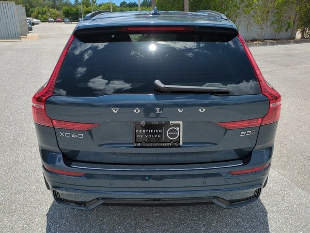 2023 Volvo XC60 Plus Dark Theme