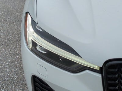 2023 Volvo XC60 Plus Dark Theme