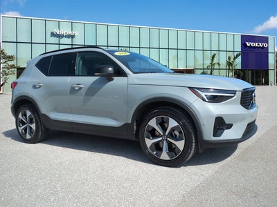 2026 Volvo XC40 Plus