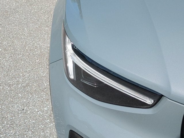 2026 Volvo XC40 Plus