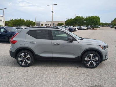 2026 Volvo XC40 Plus