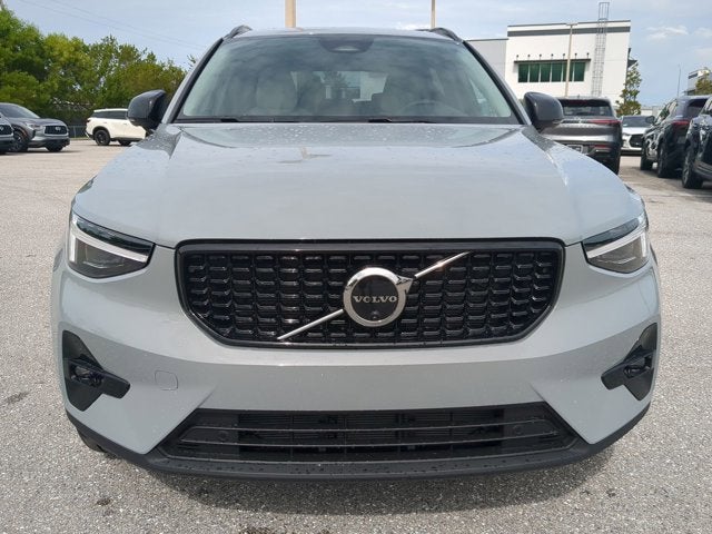2026 Volvo XC40 Plus