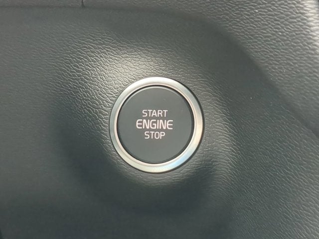 2026 Volvo XC40 Core