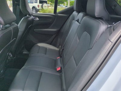 2024 Volvo XC40 Plus Dark Theme
