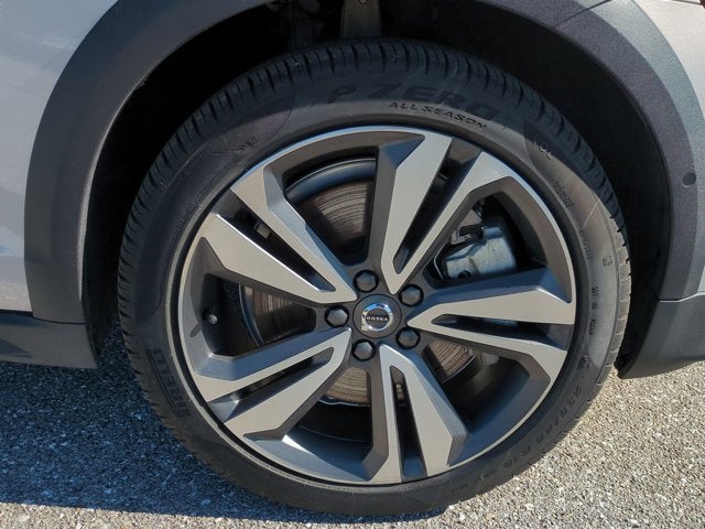 2025 Volvo V60 Cross Country Plus