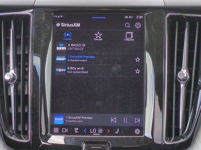 2025 Volvo XC60 Plus