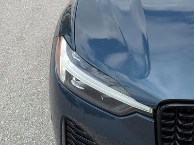 2025 Volvo XC60 Plus