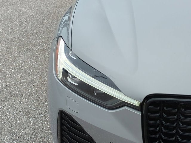 2025 Volvo XC60 Plus