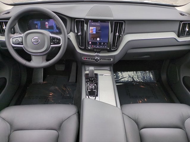 2025 Volvo XC60 Plus