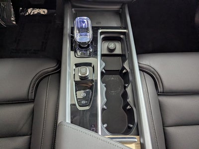 2026 Volvo XC60 B5 AWD Ultra