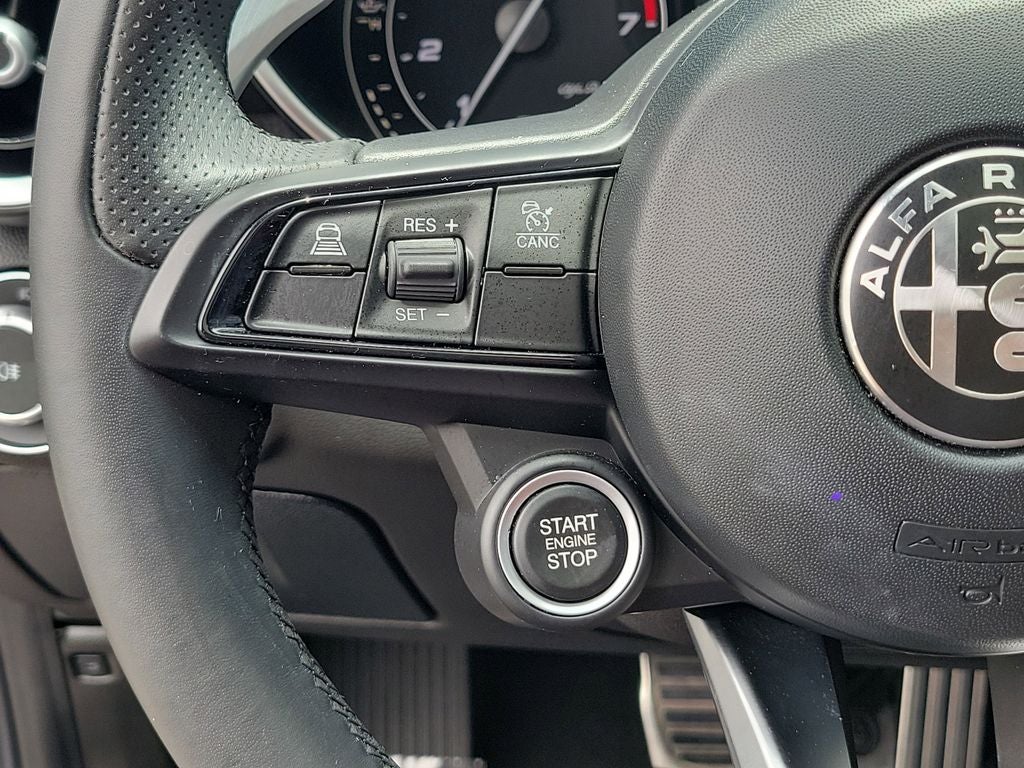 2023 Alfa Romeo Giulia Veloce