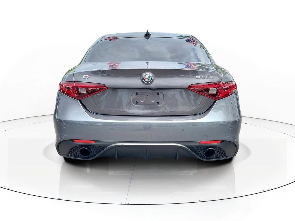 2023 Alfa Romeo Giulia Veloce