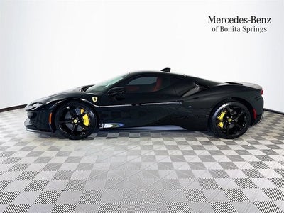 2023 Ferrari SF90 Stradale Base
