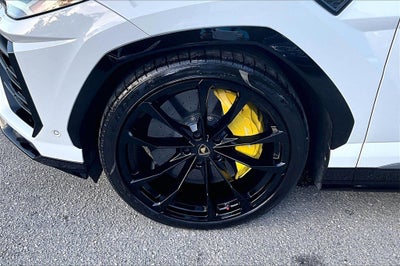 2020 Lamborghini Urus Base