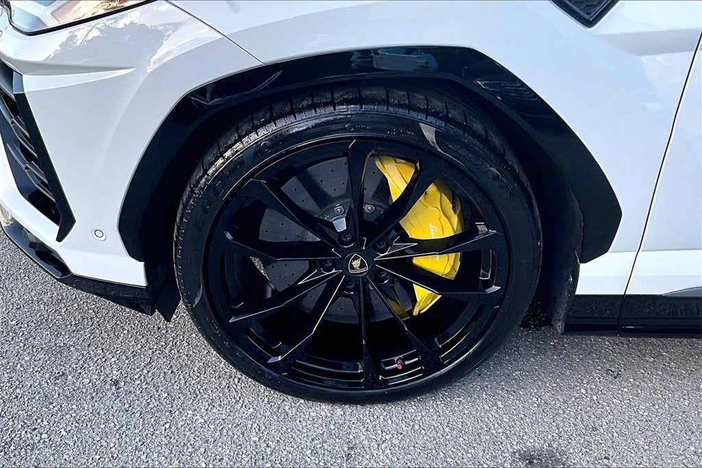 2020 Lamborghini Urus Base