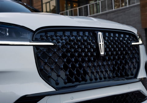 The front grille of a 2026 Lincoln Aviator® SUV is shown. | Gary Yeomans Lincoln Ocala in Ocala FL