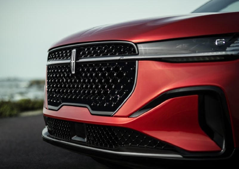The sleek grille of a 2026 Lincoln Nautilus® SUV with the available Jet Appearance Package makes a bold statement. | Gary Yeomans Lincoln Ocala in Ocala FL