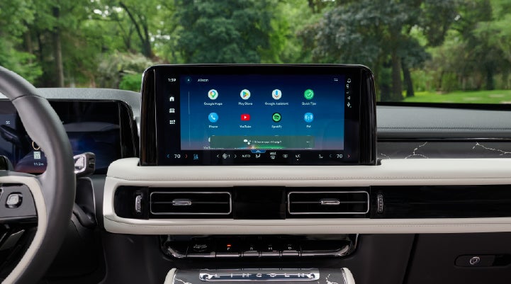 The center touchscreen inside a 2027 Lincoln Aviator® Black Label™ SUV | Gary Yeomans Lincoln Ocala in Ocala FL